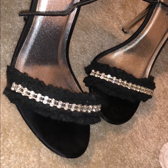 Black open-toe heels with rhinestone detailing.👠 - Picture 2 of 4
